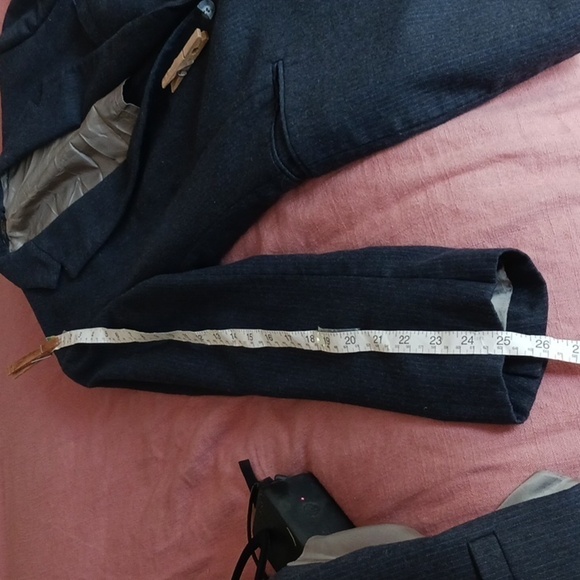 3 piece gray pin stripe suit 100% wool box 21 - Picture 3 of 12